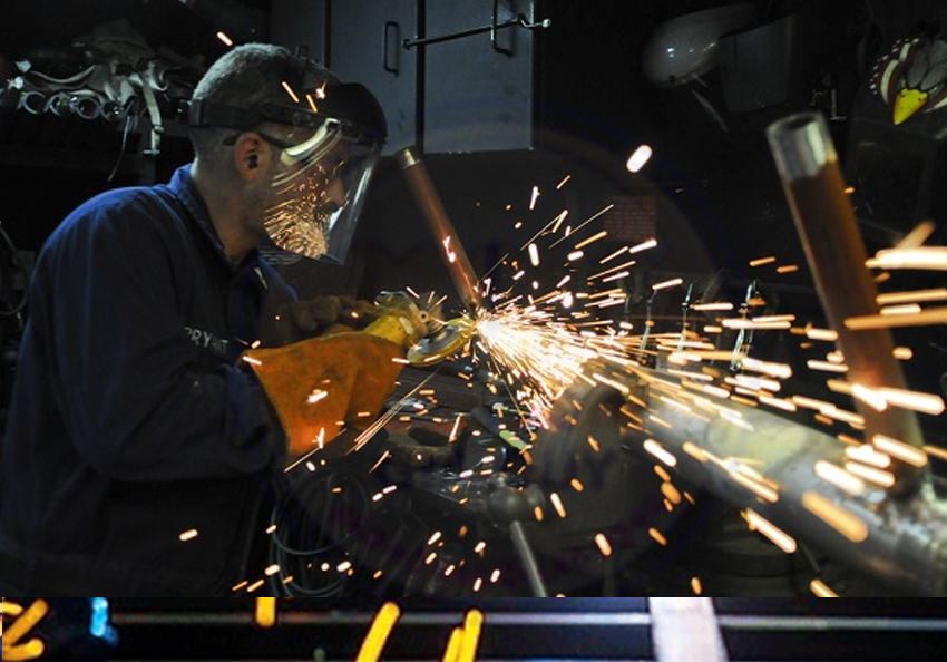 khẩu trang có van trong cơ khí