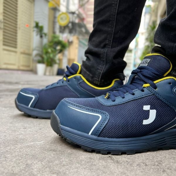 giày bảo hộ lao động Jogger&nbsp;AAK S1P