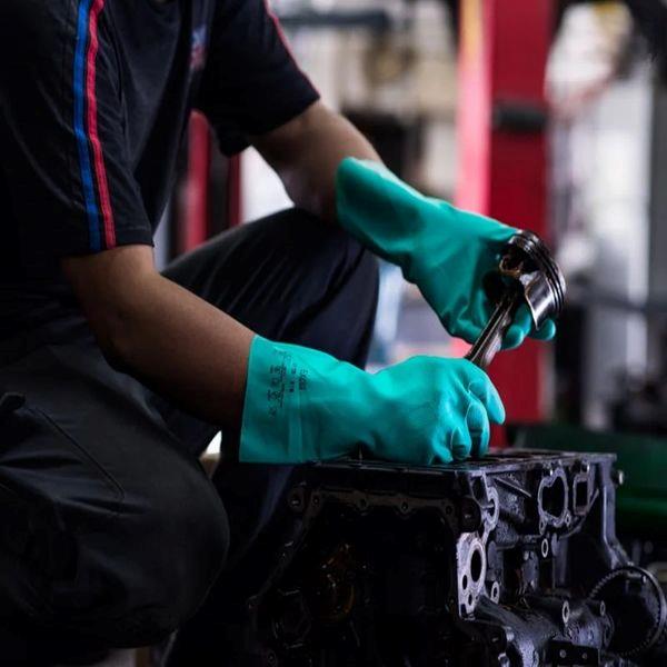 Găng tay chống hóa chất