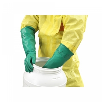Găng tay chống hóa chất: Lá chắn hoàn hảo chống lại thuốc trừ sâu, chất diệt cỏ