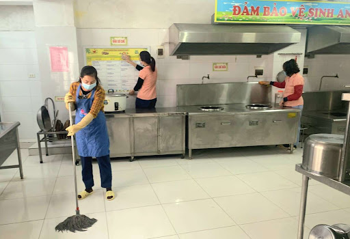 tạp dề