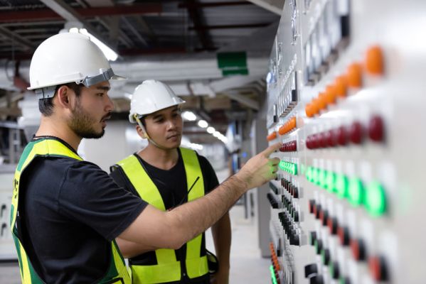 Lợi ích khi sử dụng dây an toàn cho công việc bảo trì tòa nhà