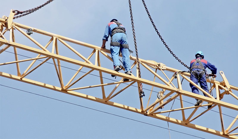 Tác dụng quan trọng của dây an toàn trong ngành điện lực hiện nay